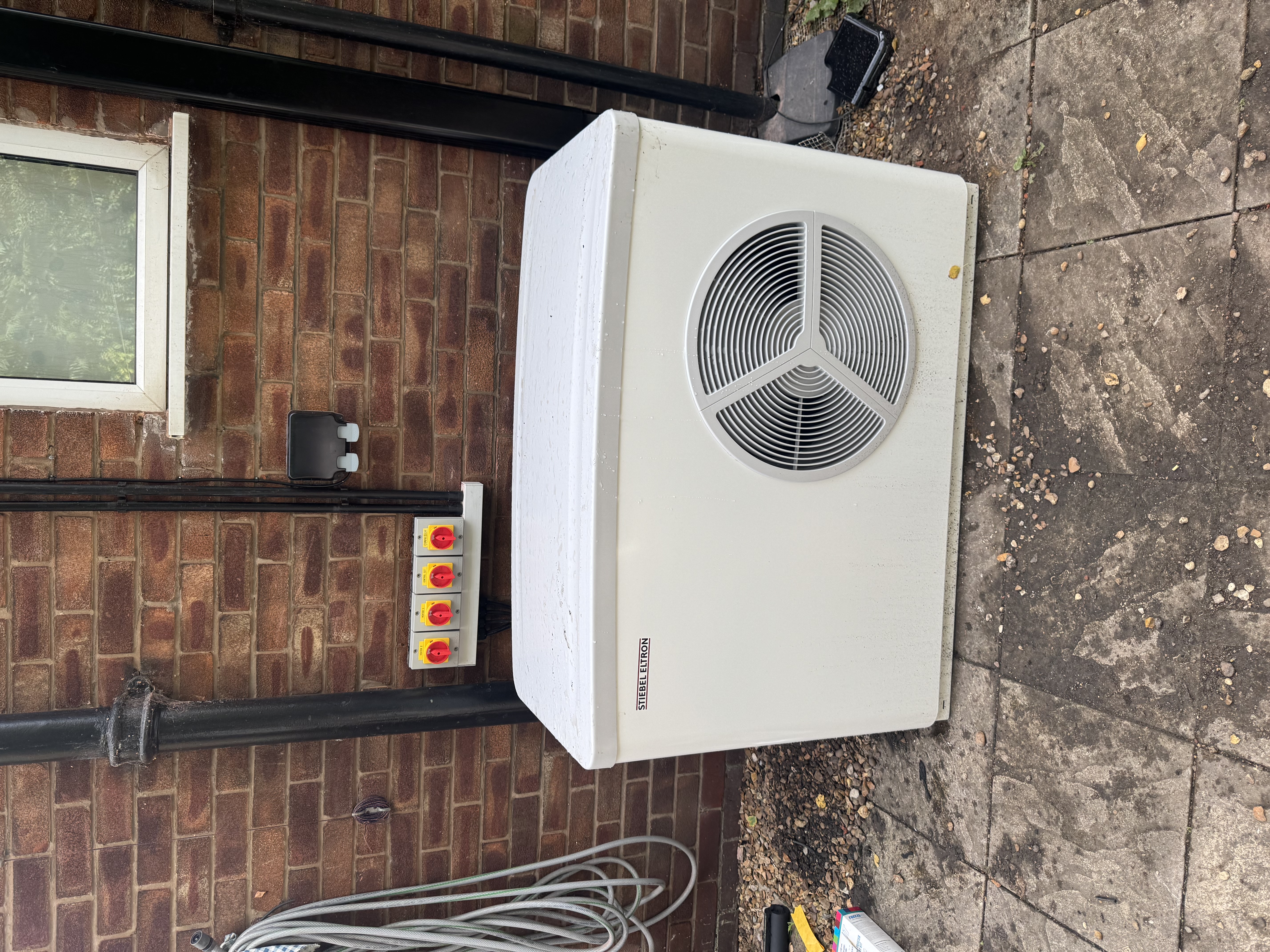 ASHP Service & Repair project in Greater Manchester (4)